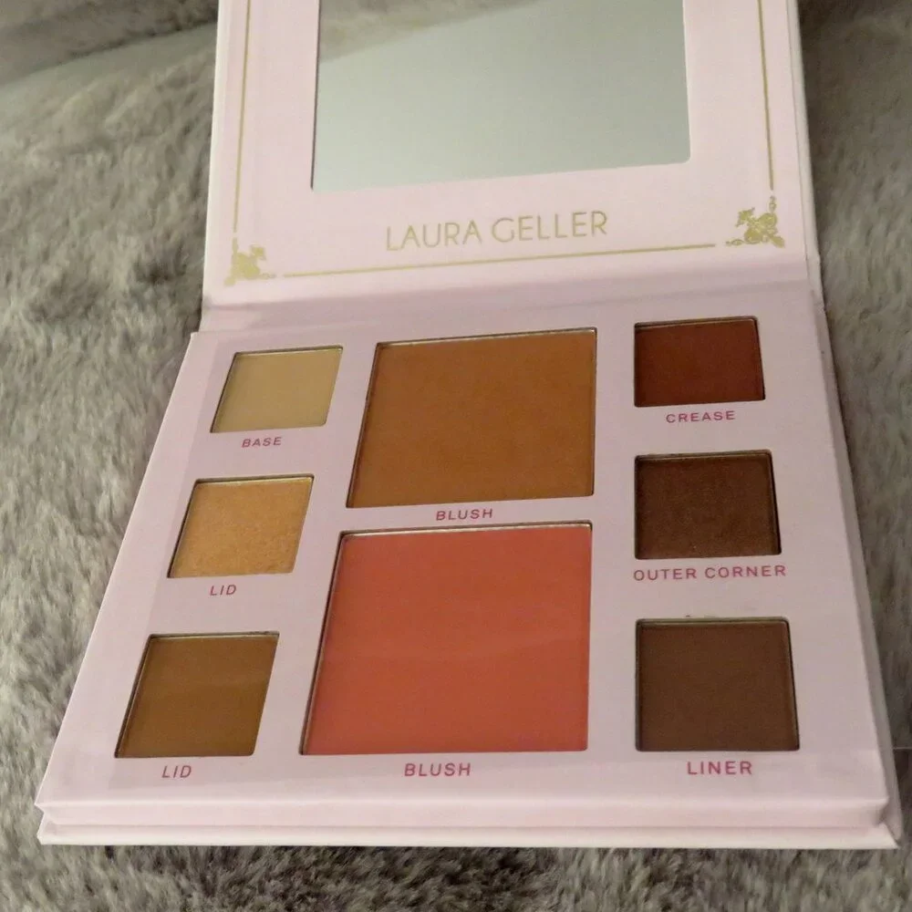NEW Laura Geller 